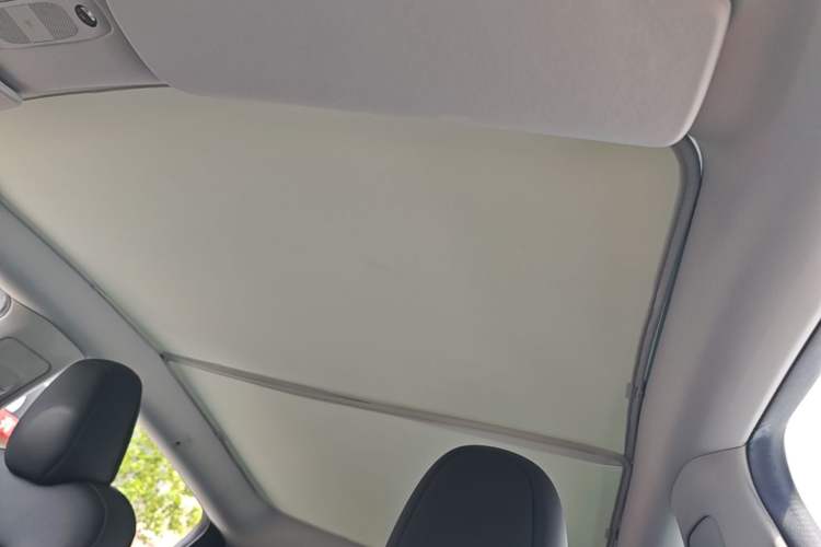 Used Tesla Model Y 2022 Revised Version Rear-Wheel Drive Headliner