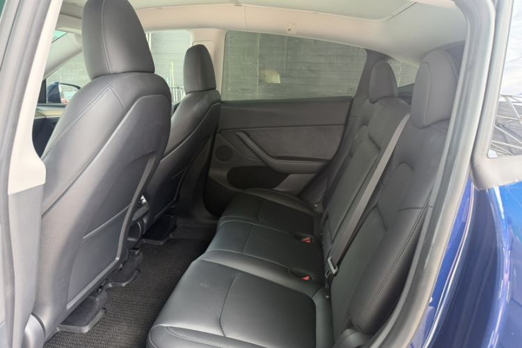 Used Tesla Model Y 2022 Revised Version Rear-Wheel Drive Interior 1
