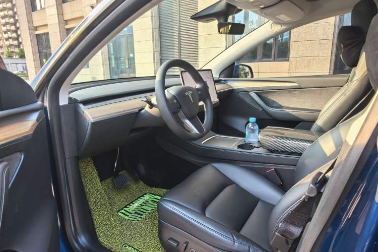 Used Tesla Model Y 2022 Revised Version Rear-Wheel Drive Interior 1