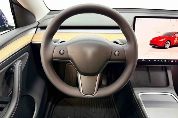 Used Tesla Model Y 2022 Revised Version Rear-Wheel Drive Interior 4