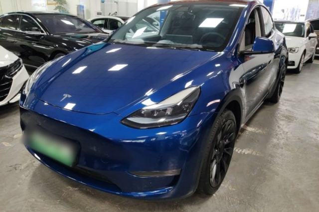 Used Tesla Model Y 2022 Long-Range All-Wheel-Drive Version
