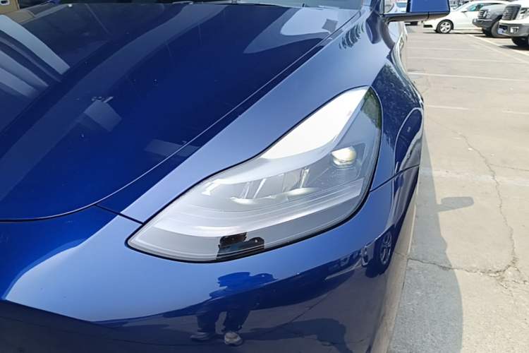 Used Tesla Model Y 2022 Long-Range All-Wheel-Drive Version Left Front Headlight