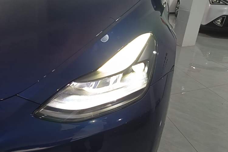 Used Tesla Model Y 2022 Rear-Wheel-Drive Version Left Front Headlight
