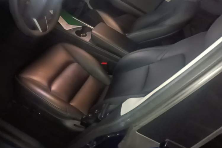 Used Tesla Model Y 2022 Rear-Wheel-Drive Version Left Front Seat