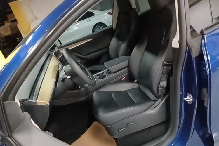 Used Tesla Model Y 2022 Performance High-Performance All-Wheel-Drive Version Left Front Seat
