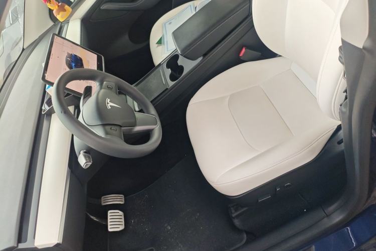 Used Tesla Model Y 2022 Performance High-Performance All-Wheel-Drive Version Left Front Seat