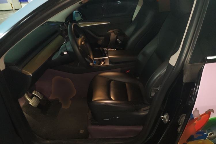 Used Tesla Model Y 2022 Performance High-Performance All-Wheel-Drive Version Left Front Seat