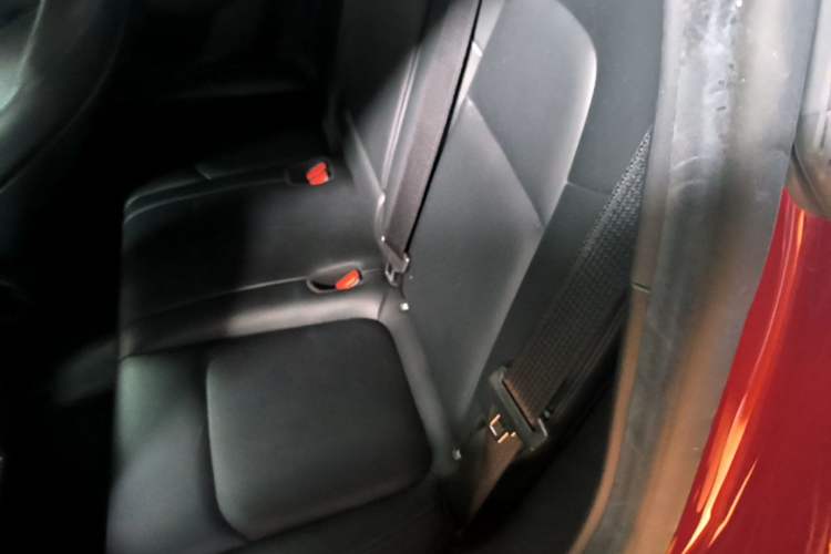 Used Tesla Model Y 2022 Rear-Wheel-Drive Version Left Rear Seat