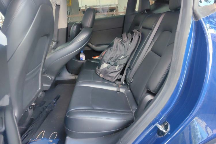 Used Tesla Model Y 2022 Rear-Wheel-Drive Version Left Rear Seat