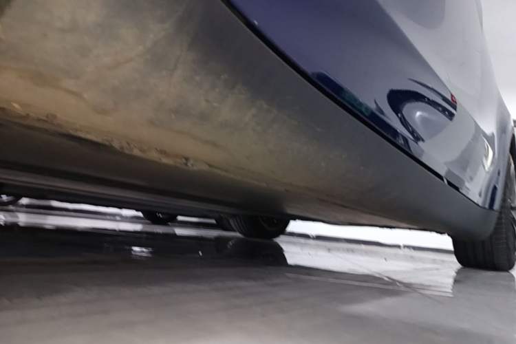 Used Tesla Model Y 2022 Rear-Wheel-Drive Version Left Side Sill