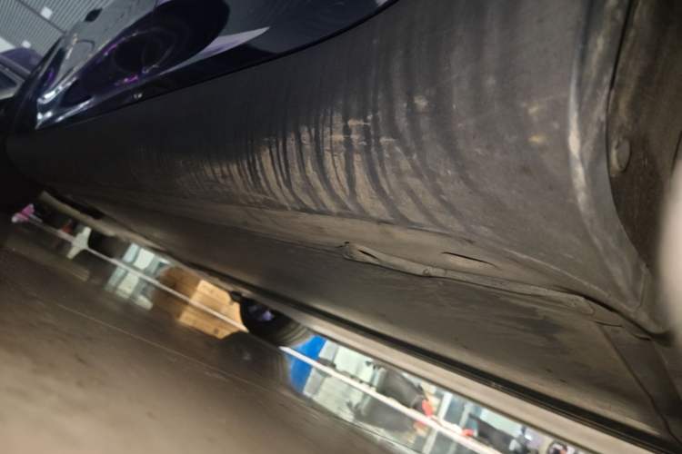 Used Tesla Model Y 2022 Rear-Wheel-Drive Version Left Side Sill