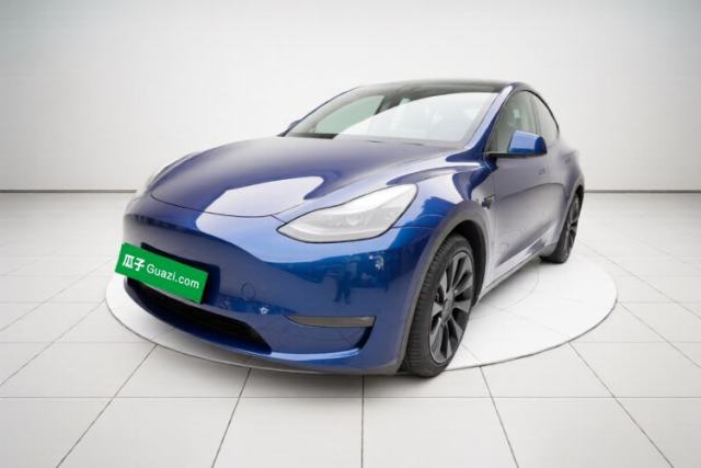 Used Tesla Model Y 2022 Long-Range All-Wheel-Drive Version