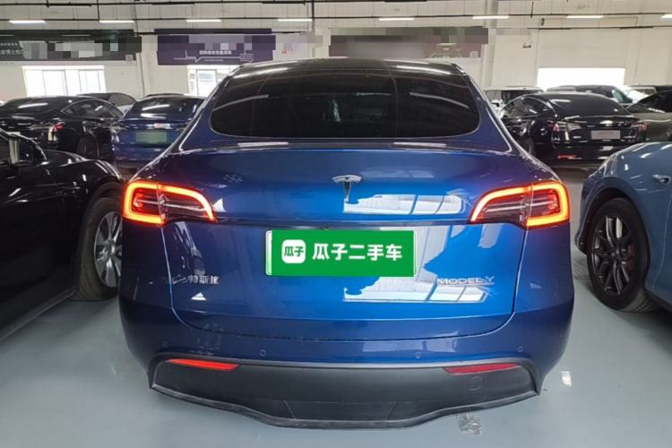 Used Tesla Model Y 2022 Long-Range All-Wheel-Drive Version Rear
