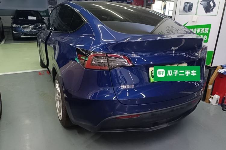 Used Tesla Model Y 2022 Rear-Wheel-Drive Version Rear Left 45 Deg