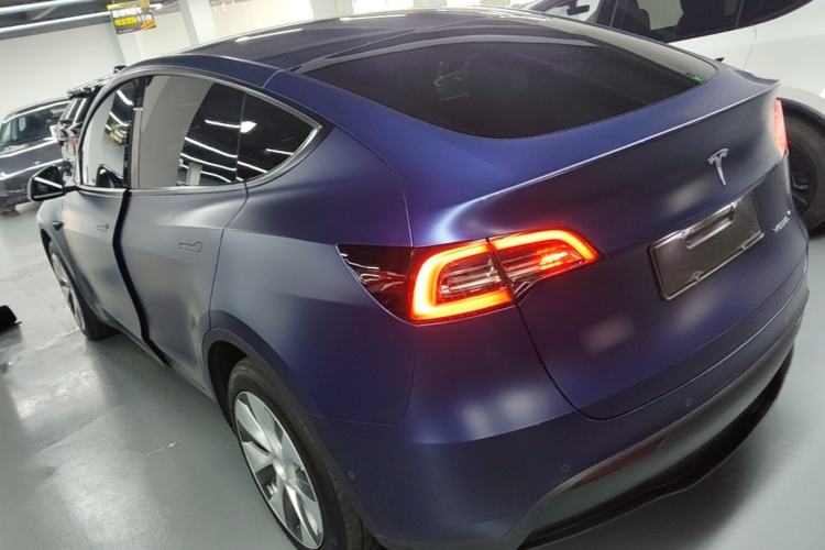 Used Tesla Model Y 2022 Long-Range All-Wheel-Drive Version Rear Left 45 Deg