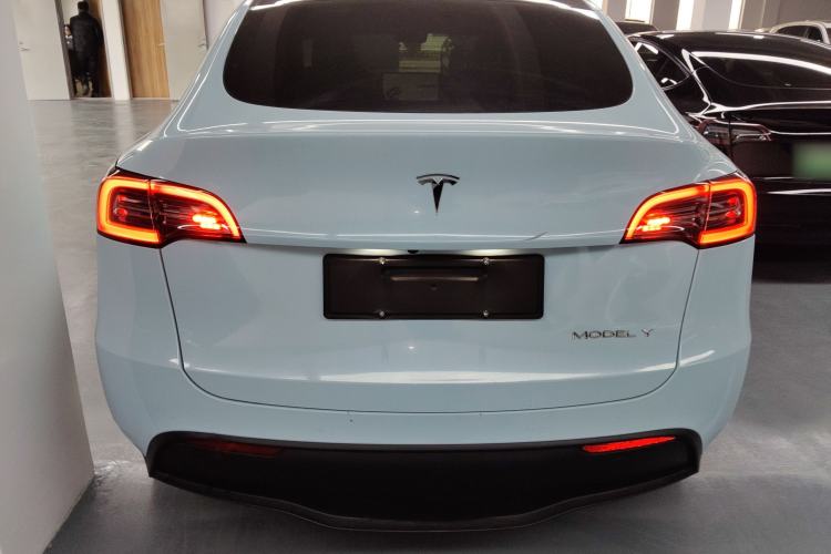 Used Tesla Model Y 2022 Long-Range All-Wheel-Drive Version Rear