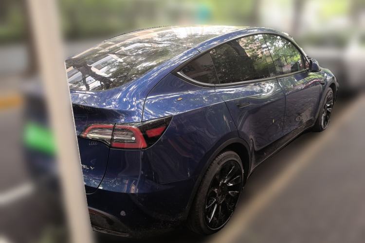 Used Tesla Model Y 2022 Rear-Wheel-Drive Version Rear Right 45 Deg