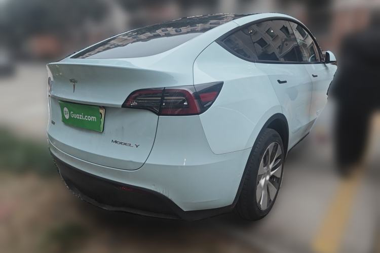 Used Tesla Model Y 2022 Long-Range All-Wheel-Drive Version Rear Right 45 Deg