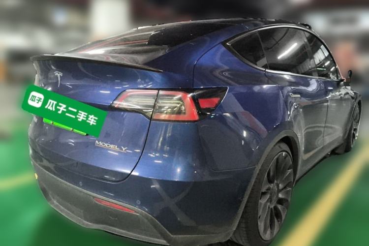 Used Tesla Model Y 2022 Performance High-Performance All-Wheel-Drive Version Rear Right 45 Deg