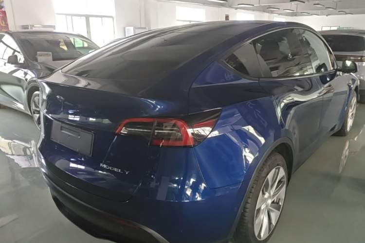 Used Tesla Model Y 2022 Revised Version Rear-Wheel Drive Rear Right 45 Deg