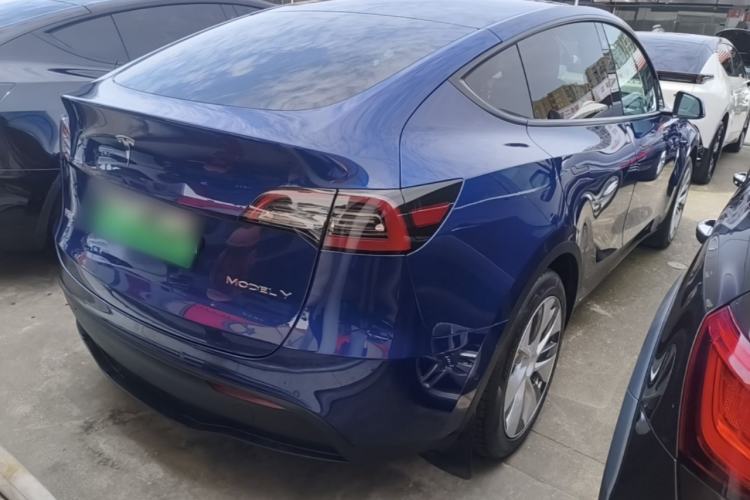 Used Tesla Model Y 2022 Rear-Wheel-Drive Version Rear Right 45 Deg