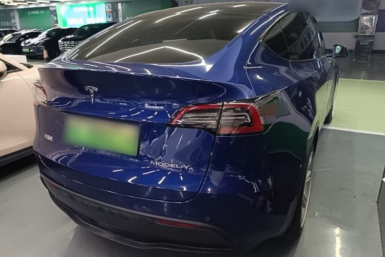 Used Tesla Model Y 2022 Rear-Wheel-Drive Version Rear Right 45 Deg