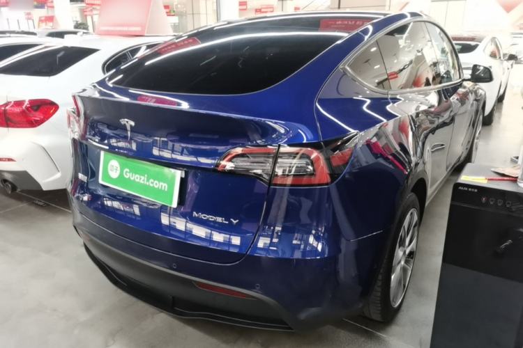 Used Tesla Model Y 2022 Rear-Wheel-Drive Version Rear Right 45 Deg