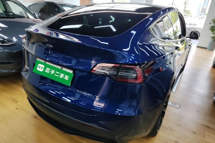 Used Tesla Model Y 2022 Rear-Wheel-Drive Version Rear Right 45 Deg