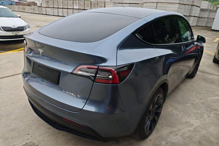 Used Tesla Model Y 2022 Rear-Wheel-Drive Version Rear Right 45 Deg