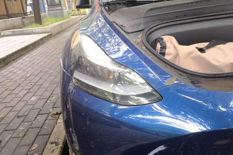 Used Tesla Model Y 2022 Rear-Wheel-Drive Version Right Front Headlight