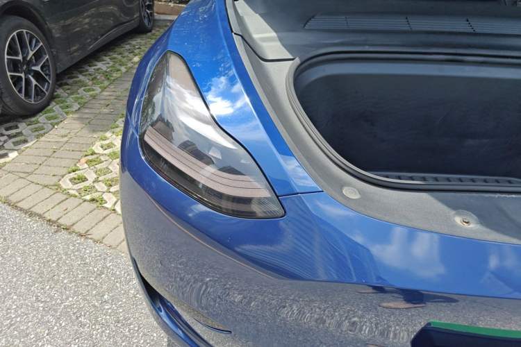Used Tesla Model Y 2022 Rear-Wheel-Drive Version Right Front Headlight