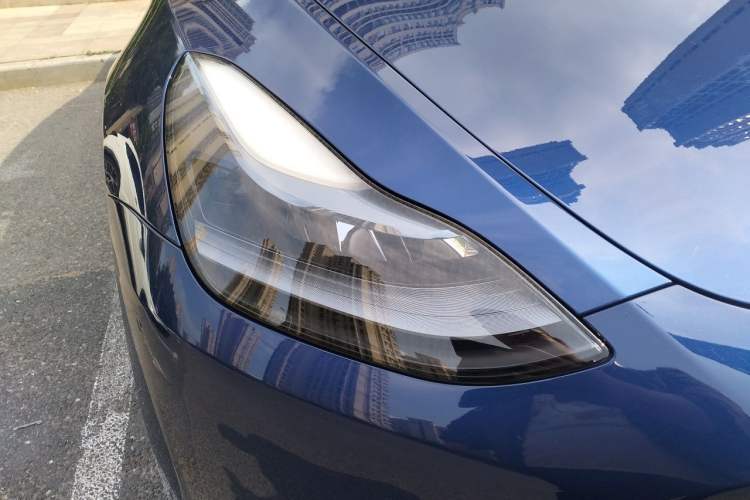 Used Tesla Model Y 2022 Revised Version Rear-Wheel Drive Right Front Headlight