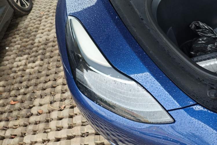 Used Tesla Model Y 2022 Performance High-Performance All-Wheel-Drive Version Right Front Headlight