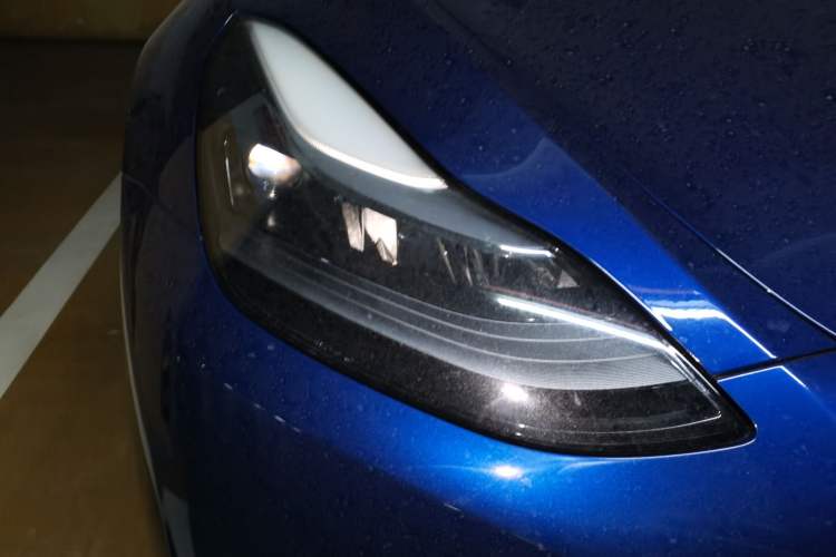 Used Tesla Model Y 2022 Revised Version Rear-Wheel Drive Right Front Headlight