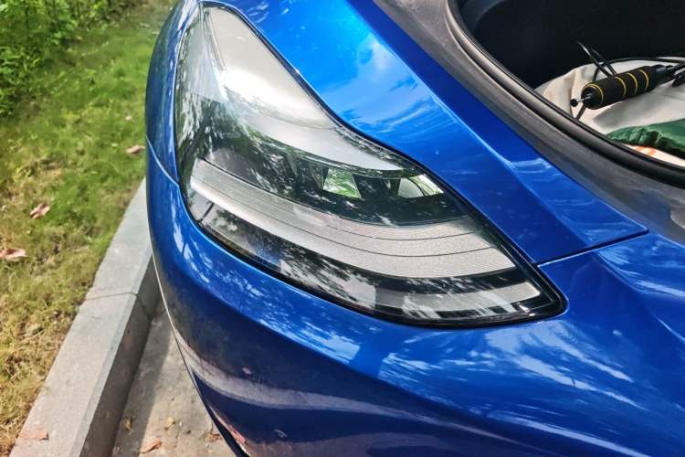 Used Tesla Model Y 2022 Rear-Wheel-Drive Version Right Front Headlight