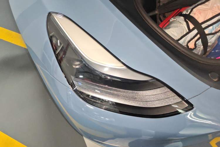 Used Tesla Model Y 2022 Performance High-Performance All-Wheel-Drive Version Right Front Headlight