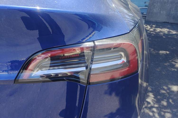 Used Tesla Model Y 2022 Revised Version Long-Range All-Wheel Drive Right Rear Taillight