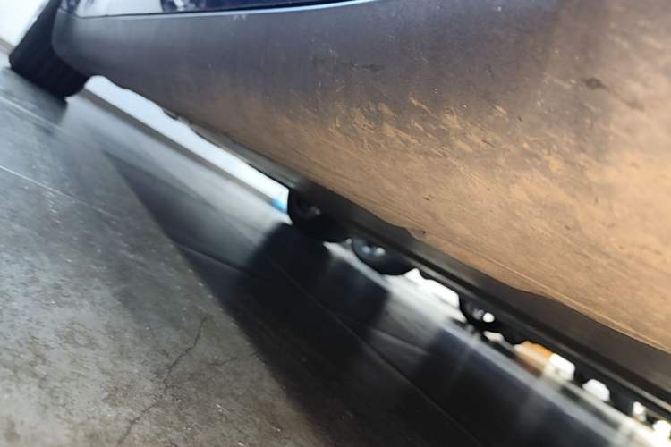 Used Tesla Model Y 2022 Revised Version Rear-Wheel Drive Right Side Sill