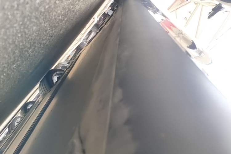 Used Tesla Model Y 2022 Rear-Wheel-Drive Version Right Side Sill