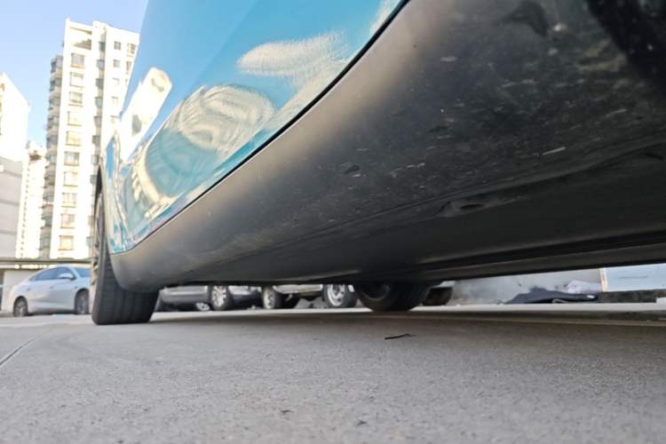 Used Tesla Model Y 2022 Rear-Wheel-Drive Version Right Side Sill