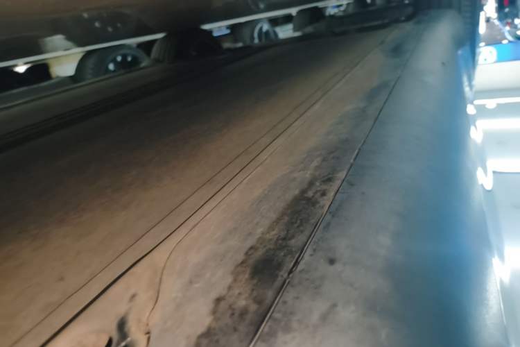 Used Tesla Model Y 2022 Revised Version Rear-Wheel Drive Right Side Sill