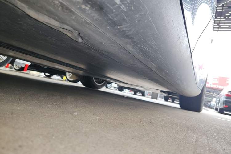 Used Tesla Model Y 2022 Revised Version Rear-Wheel Drive Right Side Sill