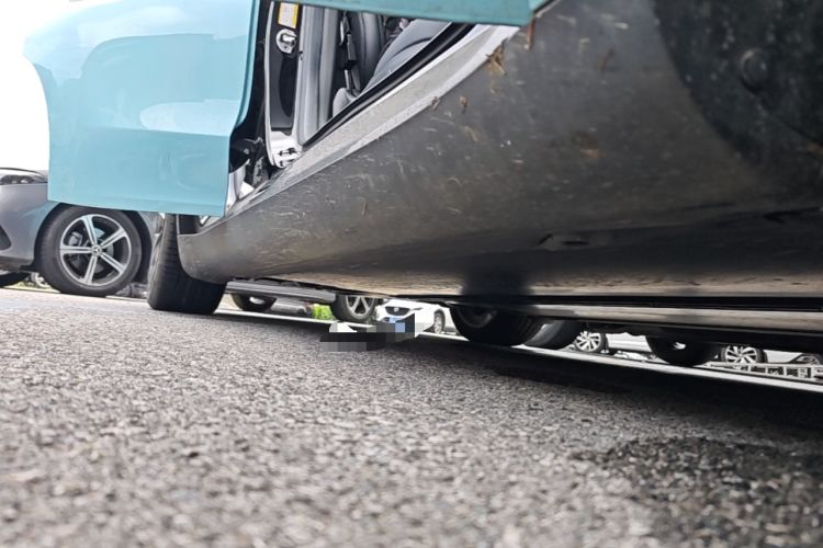 Used Tesla Model Y 2022 Revised Version Rear-Wheel Drive Right Side Sill