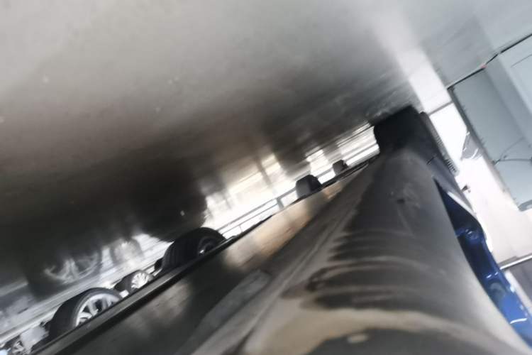 Used Tesla Model Y 2022 Rear-Wheel-Drive Version Right Side Sill