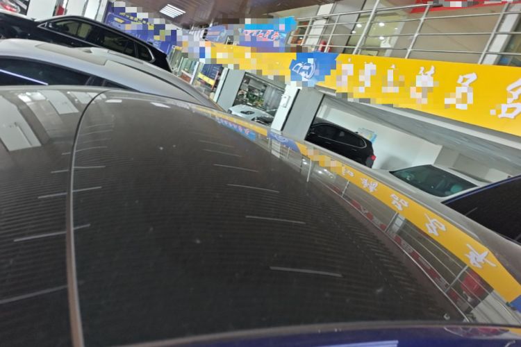Used Tesla Model Y 2022 Rear-Wheel-Drive Version Roof