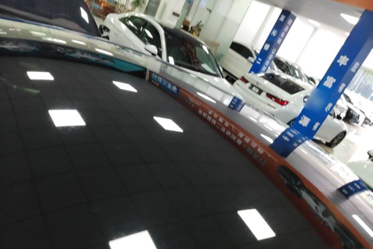 Used Tesla Model Y 2022 Long-Range All-Wheel-Drive Version Roof
