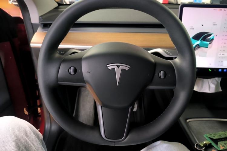 Used Tesla Model Y 2022 Rear-Wheel-Drive Version Steering Wheel