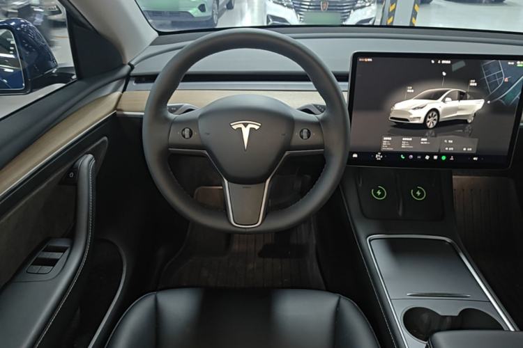 Used Tesla Model Y 2022 Revised Version Rear-Wheel Drive Steering Wheel
