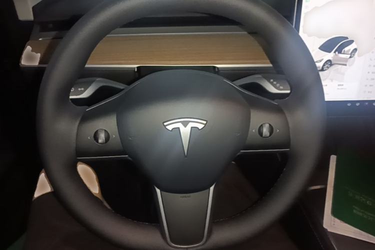 Used Tesla Model Y 2022 Rear-Wheel-Drive Version Steering Wheel