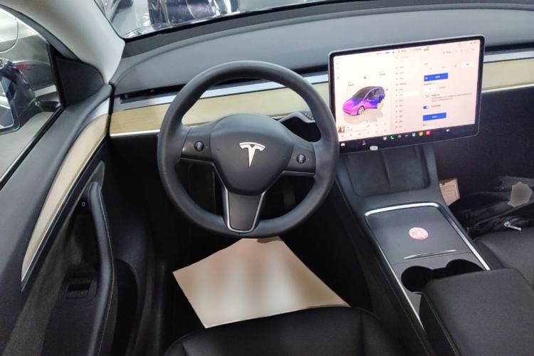 Used Tesla Model Y 2022 Rear-Wheel-Drive Version Steering Wheel